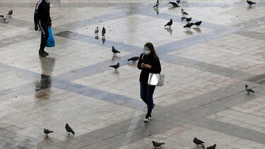 Άρση μέτρων: Σε ποιους χώρους αναμένεται να είναι υποχρεωτική η μάσκα και το καλοκαίρι