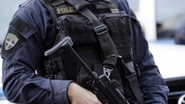 Έφοδος της ΟΠΚΕ σε καταυλισμό Ρομά στο Μενίδι 