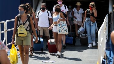 Την Τρίτη σύσκεψη και συνάντηση με ακτοπλόους για τη μείωση των ναύλων!