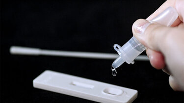 Τι πραγματικά σημαίνει η αχνή γραμμή στο self test