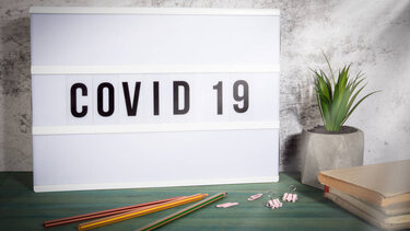 3.313 νέα κρούσματα και 348 επαναλοιμώξεις – 15 θάνατοι, 120 διασωληνωμένοι