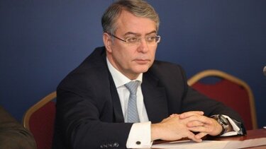 Γιατί ο Ταμβακάκης επένδυσε σε Cosmosport και Φρεσκούλη