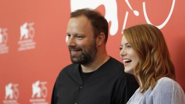 Η Έμμα Στόουν χαστούκισε 20 φορές τον Γουίλεμ Νταφόε στην νέα ταινία Γιώργου Λάνθιμου