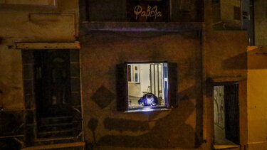 Ένοχοι οι δύο χρυσαυγίτες για την αιματηρή επίθεση στο στέκι «Φαβέλα»