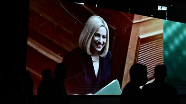 Συνέδριο ΠΑΣΟΚ/ΚΙΝΑΛ: Το συγκινητικό αφιέρωμα στη Φώφη Γεννηματά