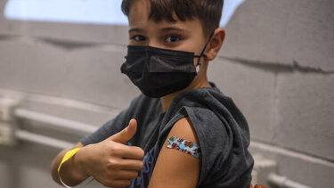 Η FDA ενέκρινε αναμνηστική δόση για παιδιά 5 -11 ετών