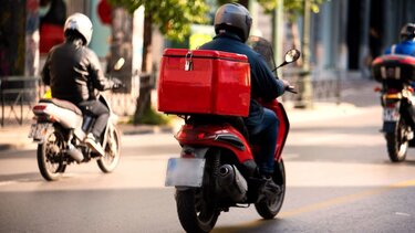 Νέο τροχαίο με οδηγό delivery