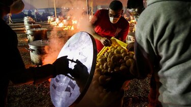 Κορωνοϊός: Αύξηση άνω του 50% στα κρούσματα στη Νότια Αφρική σε 24 ώρες