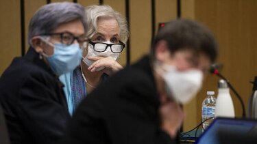 Ένοχη για τον φόνο του συζύγου της η συγγραφέας του βιβλίου «Πώς να σκοτώσεις τον άντρα σου»