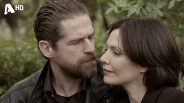 Σασμός: "Έλιωσε" το Twitter με τα γεμάτα πάθος βλέμματα Μαθιού και Βασιλικής