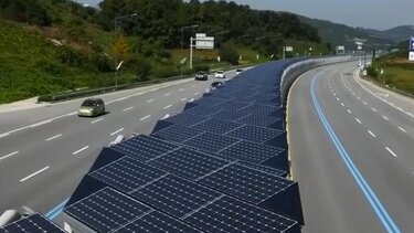 Ποδηλατόδρομους φτιάχνετε... κόμβους μπορείτε γατάκια;