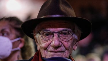 Ο Βασίλης Βασιλικός για το «Ζ» στα ρωσικά τανκς