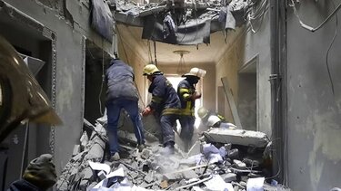 Ουκρανία: Άμαχοι σκοτώθηκαν σε βομβαρδισμό κοντά στη Χερσώνα, λένε οι Ρώσοι