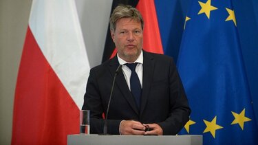 Βερολίνο: Συμφωνία για ευρωπαϊκό εμπάργκο στο ρωσικό πετρέλαιο, ειδάλλως «διαφορετικά εργαλεία» 