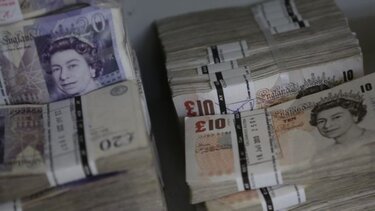 Βρετανία: Οικονομική ενίσχυση στους εργαζομένους της δίνει η Rolls Royce