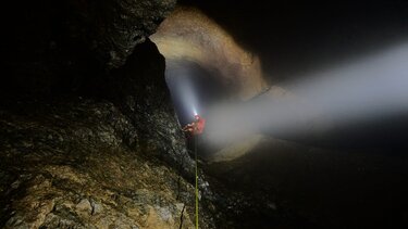 1208 μέτρα κάτω από τη γη: ο πρώτος στόχος στέφθηκε με απόλυτη επιτυχία!