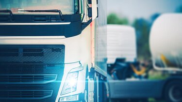 Αναστάτωση με νταλίκα στο Σεληνάρι