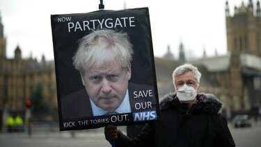 Η απάντηση της Ντάουνινγκ Στριτ στην πρόταση μομφής 