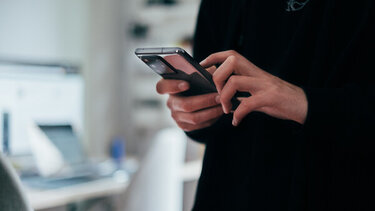 Τεχνικό πρόβλημα άφησε 40 εκατομμύρια Ιάπωνες χωρίς κινητό