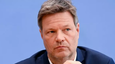 «Έκρηξη» Βερολίνου: Ο Πούτιν παίζει «παιχνίδια» με το φυσικό αέριο