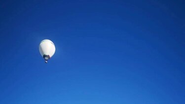 Μαχητικό αεροσκάφος απογειώθηκε για να αναχαιτίσει αερόστατο πάνω από τη Γιούτα