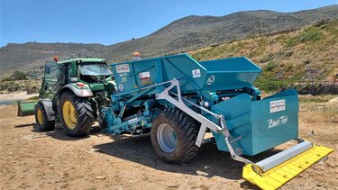 Νέο αμμοκαθαριστικό μηχάνημα απέκτησε το Ρέθυμνο