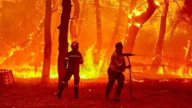 «Καμπανάκι» για πυρκαγιές και τη Δευτέρα