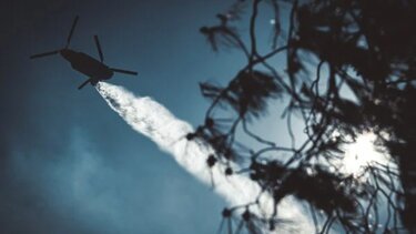 Συναγερμός στην Πυροσβεστική για φωτιές σε Ηλεία και Κορινθία