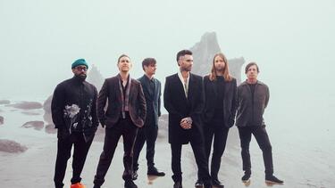 Maroon 5: Αφίσα για την περιοδεία τους έχει προκαλέσει σάλο στη Νότια Κορέα