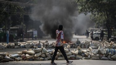 Μιανμάρ: Δεκάδες νεκροί μετά από αεροπορικό βομβαρδισμό σε χωριό στη Ραχίν