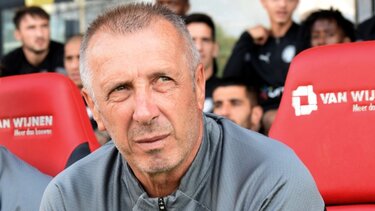 Group therapy στον ΟΦΗ: «Αναλαμβάνω την ευθύνη», είπε ο Νιόπλιας