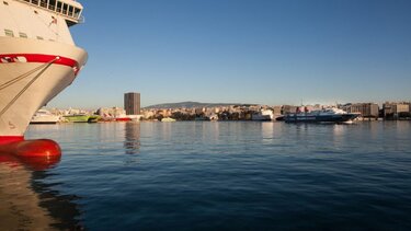 Θρίλερ στον Πειραιά: 53χρονος άνδρας εντοπίστηκε νεκρός στο λιμάνι