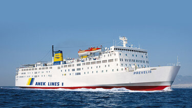 Δεν προσέγγισε στα λιμάνια Κάσου και Χάλκης το “Πρέβελης”