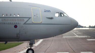 H RAF «πάγωσε» όλες τις πτήσεις λόγω καύσωνα