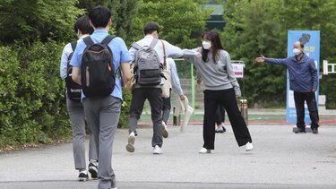 ECDC: Δεν έχει τελειώσει η πανδημία του κορωνοϊού - Μην εφησυχάζετε 