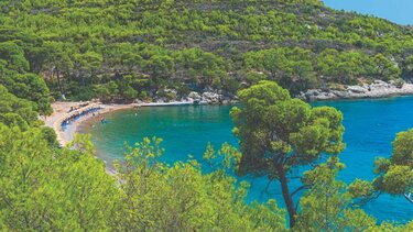 Οι ελληνικές παραλίες είναι από τις καθαρότερες της Ευρώπης για κολύμβηση