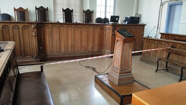 Υπηρεσίες τηλεδιάσκεψης σε δικαστήρια και σωφρονιστικά καταστήματα