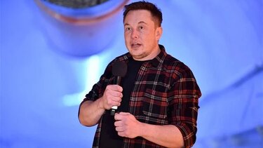 "Αναληθείς" οι αναφορές περί ελέγχου των επιχειρηματικών δραστηριοτήτων του Μάσκ