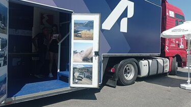 Στο Γάζι το ειδικά διαμορφωμένο φορτηγό του ΕΚΟ Rally Acropolis