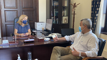 Συνάντηση Μαμουλάκη με την Συντονίστρια Αποκεντρωμένης Διοίκησης