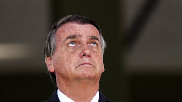 Βραζιλία: Ο Μπολσονάρου ψαλιδίζει το προβάδισμα του Λούλα στις δημοσκοπήσεις