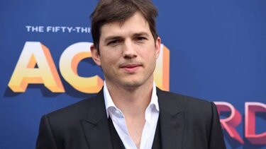  Άστον Κούτσερ: Αυτοάνοσο του άλλαξε τη ζωή – «Έχασα όραση και ακοή για ένα χρόνο»