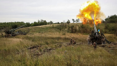 Ουκρανία: Χωρίς ηλεκτρικό και νερό πόλη στον νότο, την οποία σφυροκοπούν οι ουκρανικές δυνάμεις
