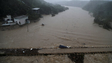 Kυκλώνας Φιόνα: Καταστροφές στην Καραϊβική – Χιλιάδες χωρίς ρεύμα και νερό