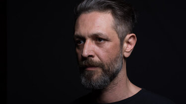 «Ο καπετάν Μιχάλης» του Καζαντζάκη γίνεται ταινία, με πρωταγωνιστή τον Αιμίλιο Χειλάκη