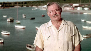 «Ο Γέρος και η Θάλασσα»: Η νουβέλα του Έρνεστ Χέμινγουεϊ που έμεινε στην ιστορία 