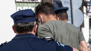 Για ανθρωποκτονία από πρόθεση θα δικαστεί ο 30χρονος κατηγορούμενος για τη δολοφονία της Γαρυφαλλιάς