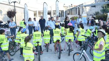 Αυλαία για την καμπάνια οδικής ασφάλειας που διοργάνωσαν η Τροχαία Ηρακλείου και η Περιφέρεια