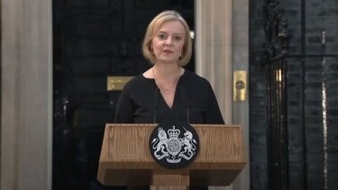 Λιζ Τρας: Ο θάνατος της Βασίλισσας Ελισάβετ συνιστά τέραστιο σοκ για το έθνος και τον κόσμο