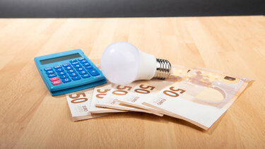 Δικηγόρος στο Ηράκλειο στρέφεται με αγωγή κατά της ΔΕΗ για τη ρήτρα